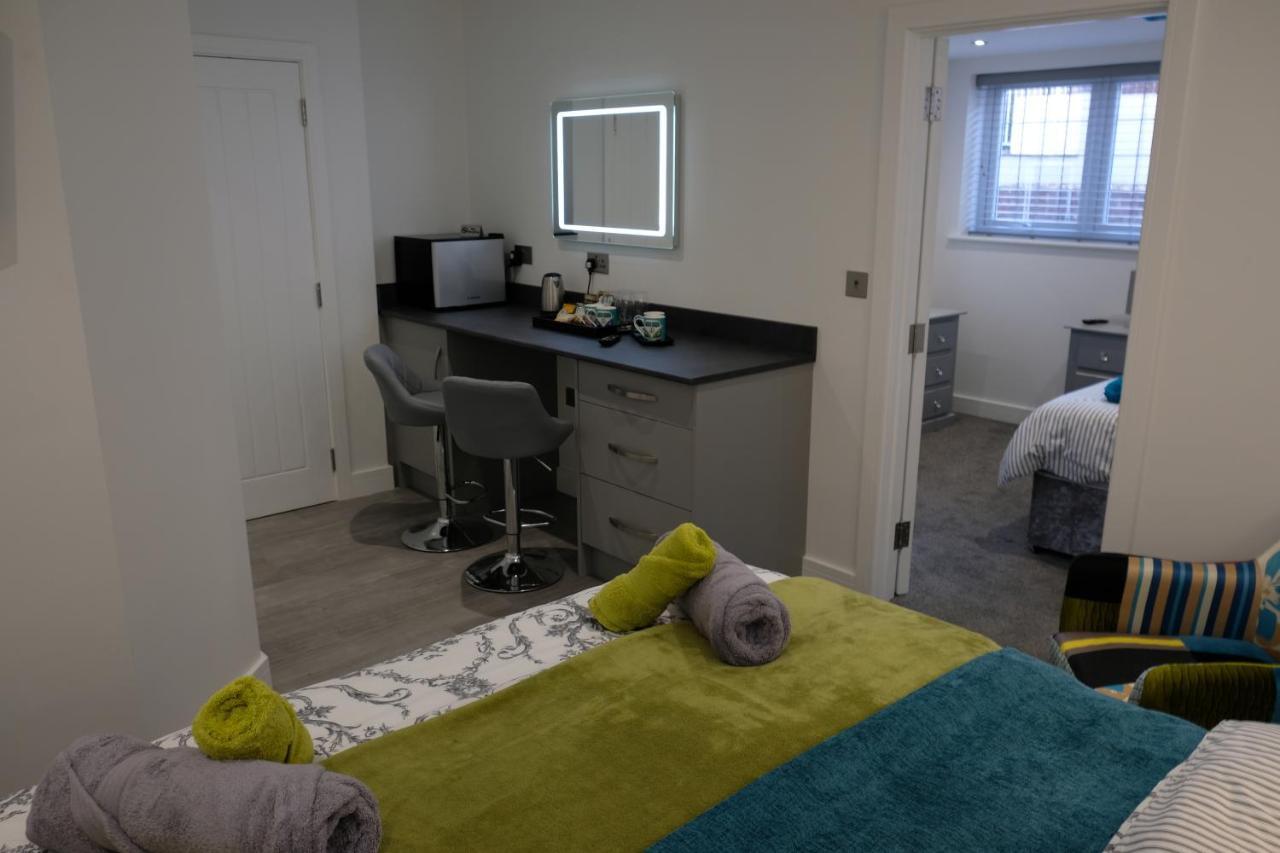 Rosemary House Brs Airport Accommodation Winford Bagian luar foto