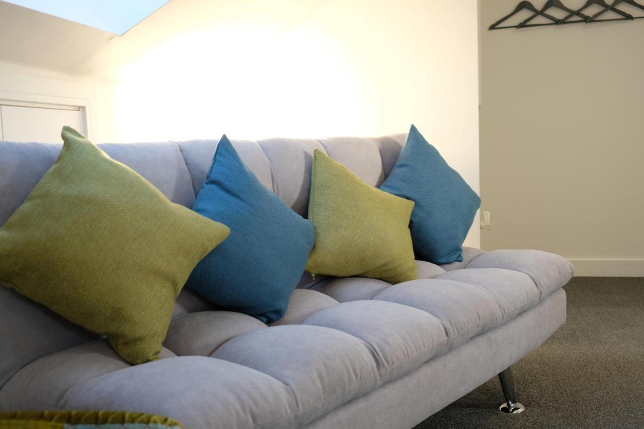 Rosemary House Brs Airport Accommodation Winford Bagian luar foto